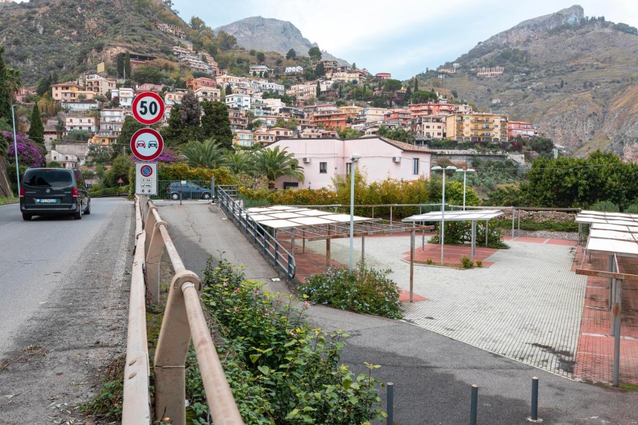 Amuni Taormina Apartamento Exterior foto